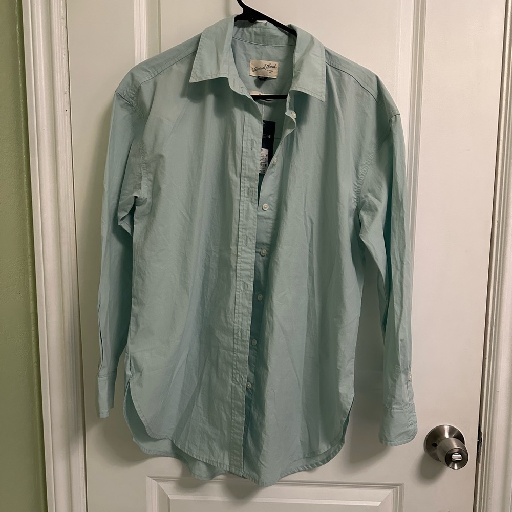 Universal Thread Light Blue Button-Up Shirt - Picture 2 of 8